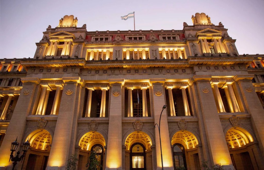 EL GOBIERNO COMPLETÓ VACANTES JUDICIALES