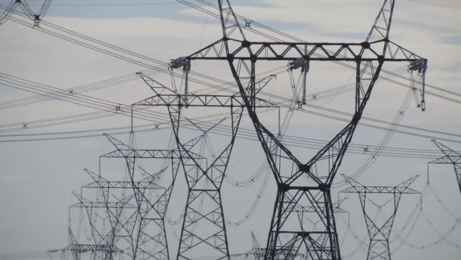El gobierno lanzó una licitación por usd 800 millones para ampliar la red eléctrica del&nbsp;amba